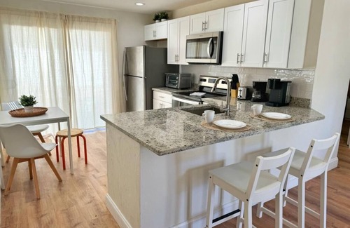 Port Orange House | NEW Gorgeous Sunshine-Up 6 Guests-Private Backyard