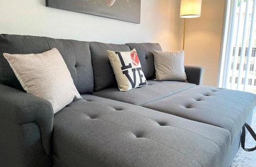Canton Apartment | New Hof Apt! -balcony - Pet Friendly - Sleeps 4