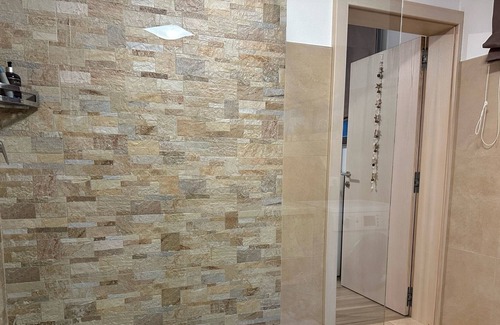 Kundl Apartment | New holiday apartment with whirlpool in Tyrol