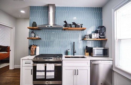 City Point Apartment | New Home - Close to Beach & Yale