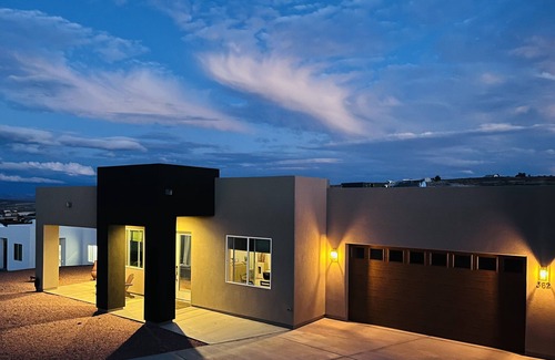 Greenehaven House | New Home with incredible views of Lake Powell