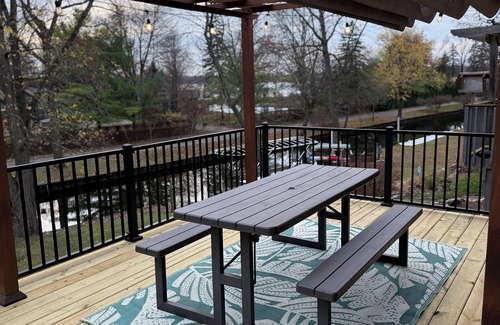 Pinckney House | New Hot Tub at the Canal House on Portage Chain
