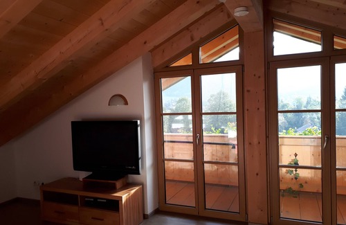 Lenggries Apartment | New house at the foot of the Brauneck, vacation with children and dogs,