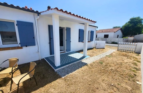 Saint-Pierre-d'Oleron House | 🌴 New house 50m from the beach - enclosed garden, parking, 4 people