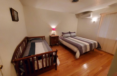Clearlake Park House | NEW! Huge private residence under starlit skies & spectacular views of Clearlake