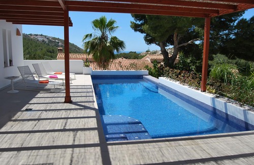 Teulada Villa | New Ibiza-style villa in Moraira El Portet, sea view, roof terrace of 150m2