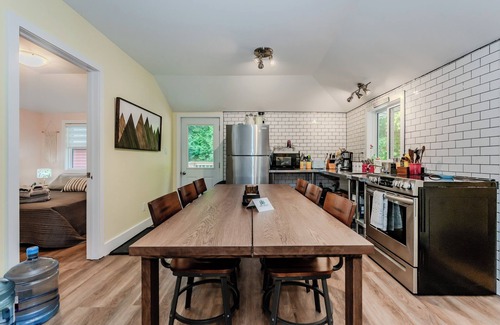 South Bruce Peninsula Cabin | NEW in Sauble: Cammidge Place Retreat