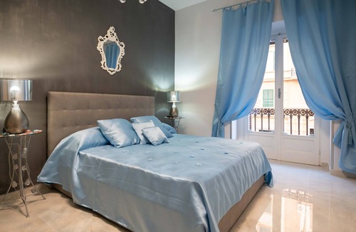 Santa Lucia Apartment | New In! Syrenuse at Santa Lucia!