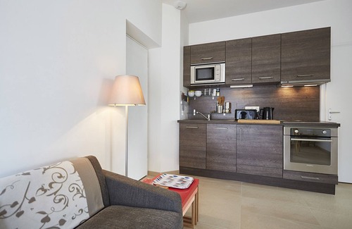 Portrieux Apartment | New in the old port, 4 minutes walk from the beach, T3 4 *, terrace facing south