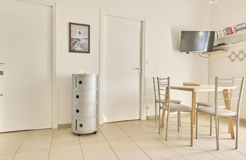 Portrieux Apartment | New in the old port, 4 minutes walk from the beach, T3 4 *, terrace facing south