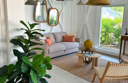 Pointe Milou House | NEW, INTIMATE BUNGALOW WITH POOL
