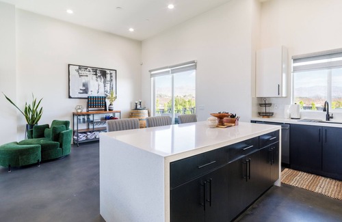 B-Bar-H Ranch House | NEW-Jacuzzi Heat Included-Skye Ranch