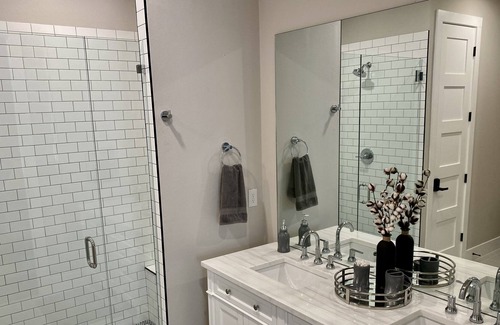 Graford Condo | NEW Lakefront Condo with Resort-Style Amenities on the water!