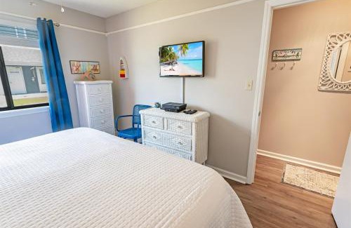 Little River Apartment | NEW! Large 1BR at The Golf Colony at Baytree, Pool