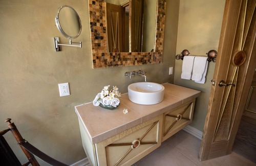 Ajijic Hotel | New Listing! Ajijic Luxury Suite on the lake
