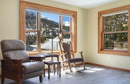 Ouray Condo | New Listing! Beautifully Updated Studio in the Heart of Downtown Ouray
