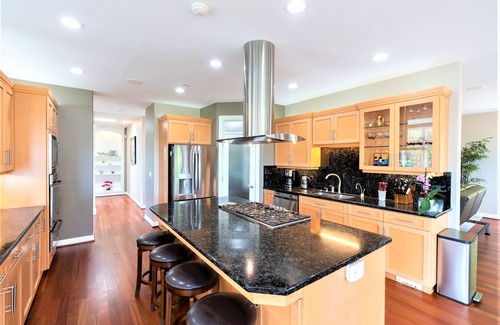 Forest Grove House | New Listing - Breathtaking vacation/work remotely in wine country!