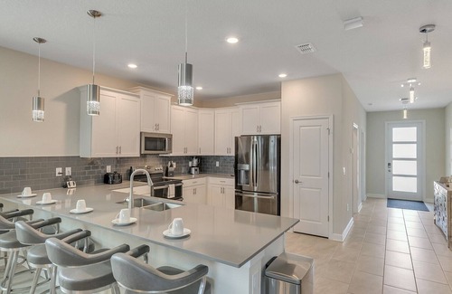 Davenport House | New Listing! Champions Gate Resort, 10mi to Disney & 21mi to Universal - FS383800