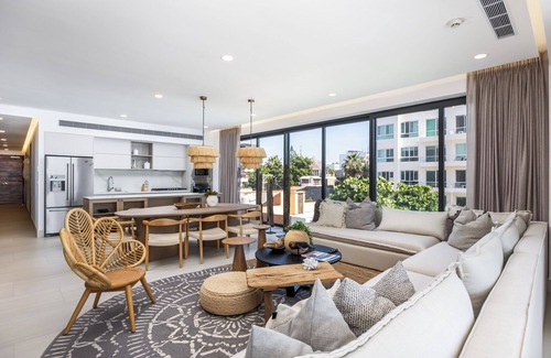 Bucerias Apartment | New Listing-Charming 4-bedroom apartment with WiFi and AC in delightful Bucerías