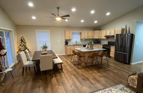 Bass Lake House | *New Listing* Cozy Lakefront Home - 10 Miles from Culver Academy