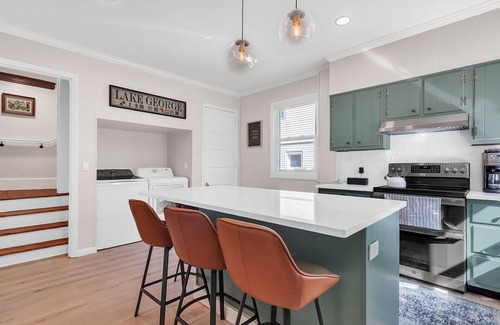 North Lake George House | NEW LISTING! Cozy Trotter (4-Bedroom Home) - Pets Allowed