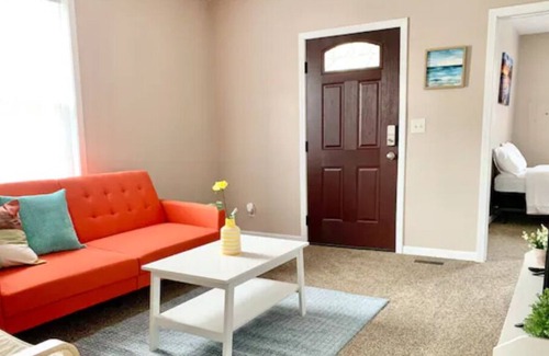 Franklin House | New Listing in Downtown Franklin, Sleeps 7!