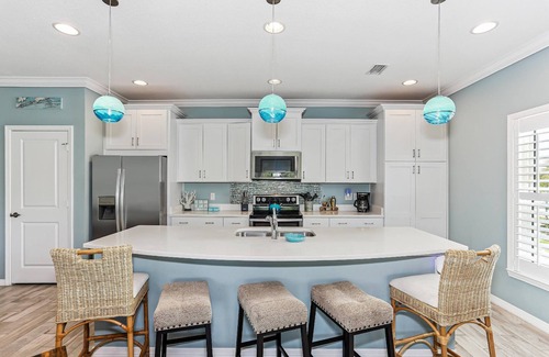 Ono Island House | New Listing! |Lost Key Villa |Private Beach Club |Free Golf |Tennis |Two community pools