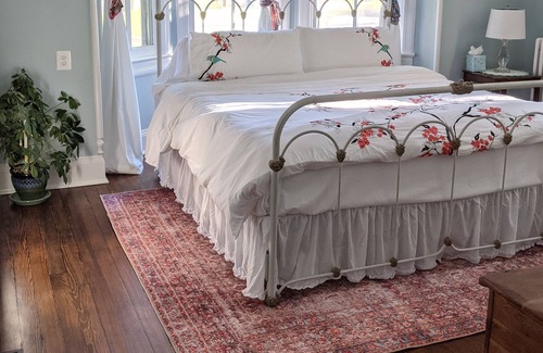 Front Royal House | NEW LISTING - Newly renovated Victorian home in the Shenandoah