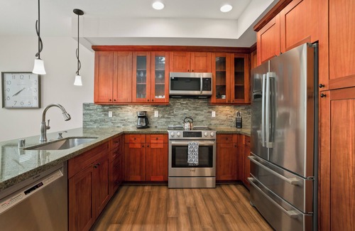 Poipu Condo | New Listing! Poipu Townhome with Pool and Gym