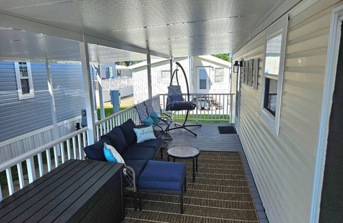 Pinebrook Estates House | NEW LISTING! Relaxing 1BR Retreat with Pool, 15 Mins from the Beachnn