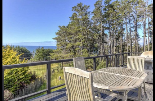 Gualala House | New listing ! Sea Breeze (private beach, spa & 240V outlet for fast EV charging)