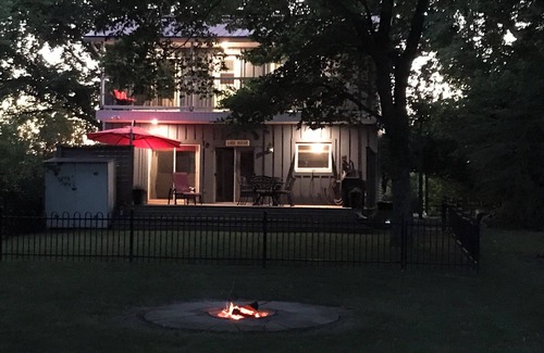 Romney Cottage | NEW LISTING! Spacious Beachfront Retreat on Lake Erie