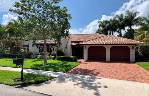 Boca Raton House | New Listing! Upscale pool home, close to everything, charming neighborhood!