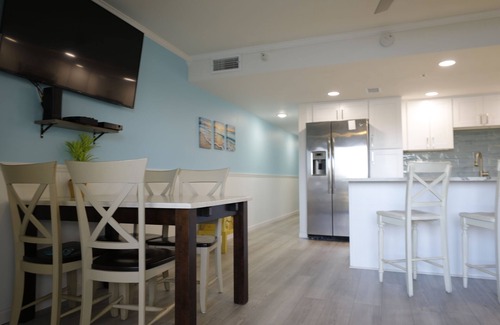 Indian Rocks Beach Condo | NEW LISTING Beachfront steps to beach with Remodeled Kitchen, Quartz Countertops