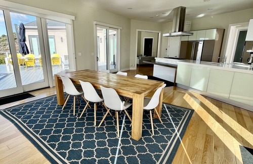 Glen Ellen House | New Listing - Views! Stars! Cielo!
