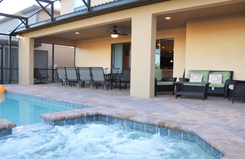 Four Corners House | New Listing! Windsor At Westside Resort, 8mi to Disney & 15mi to Universal - 96