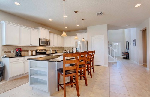Four Corners House | New Listing! Windsor At Westside Resort, 8mi to Disney & 15mi to Universal - 102