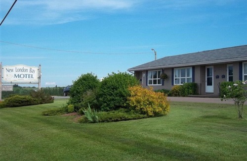 New London Apartment | New London Bay Motel - Apartments and rooms in scenic location - New London Bay Motel - Deluxe 1 bedroom Apartment #5