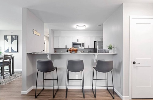 Terry Sanford Apartment | New LUXE APT 3BR Downtown Fay Unit D