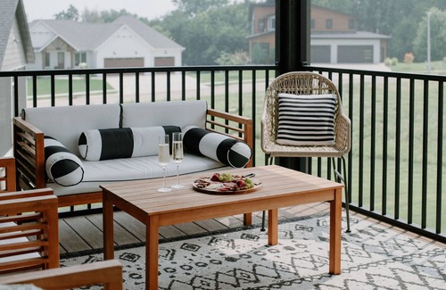 Rochester House | New Luxurious 5-BR Retreat with Gym & Game Area