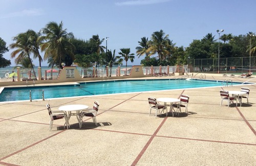 Isla Verde Apartment | NEW - LUXURIOUS MODERN STUDIO - STEPS TO THE BEACH, RESTAURANTS AND HOTELS