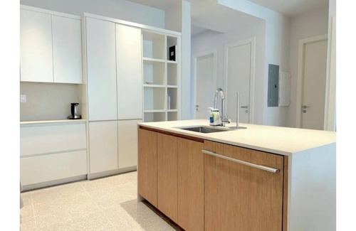 Westwind Apartment | New luxury 3bd - Gated - Pool Beach and Gym access - Quiet area - Up to 6 people