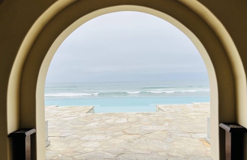 Rosarito House | New Luxury Beachfront Condo in Mar y Sol- Just 6 min away from Papa's & Beer!