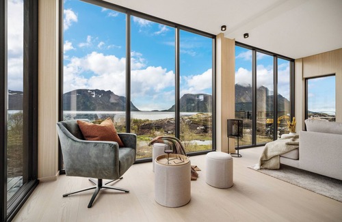 Barstrand Villa | NEW! Luxury Cabin in beautiful Lofoten