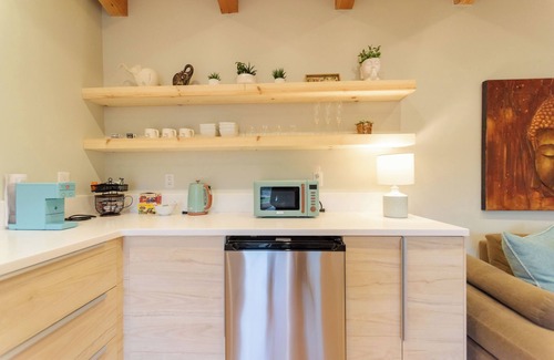 Hatton Fields Cottage | New Luxury Cottage Minutes To Beach & Town!