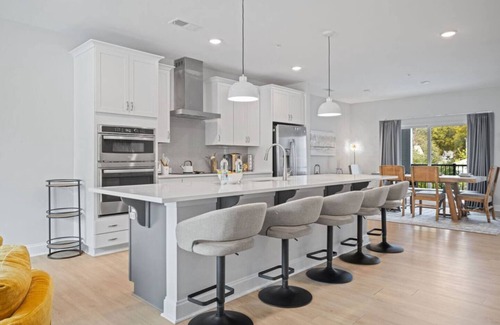 Wake Forest Condo | New Luxury Condo w/Rooftop Terrace, EV Charger, Walk to Downtown Wake Forest!