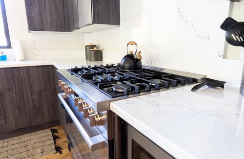 Ouray House | New Luxury Home in the Heart of Ouray, Walk Main St, Breathtaking Views, AC