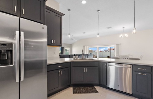 Wildwood House | New Luxury Home in The Villages! Near Brownwood Towne Center! Comfy Beds!
