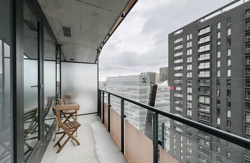 Milton Park Apartment | New Luxury Unit in Heart of MTL 914 | Metro access