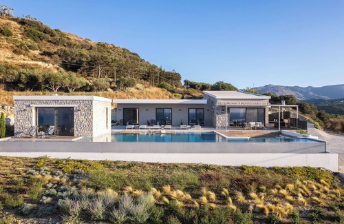 Kissamos Villa | New luxury Villa Camellia with breathtaking view!